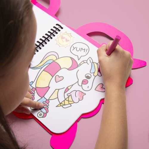 Libro con pinturas y pegatinas, Unicornio Lily - Omy
