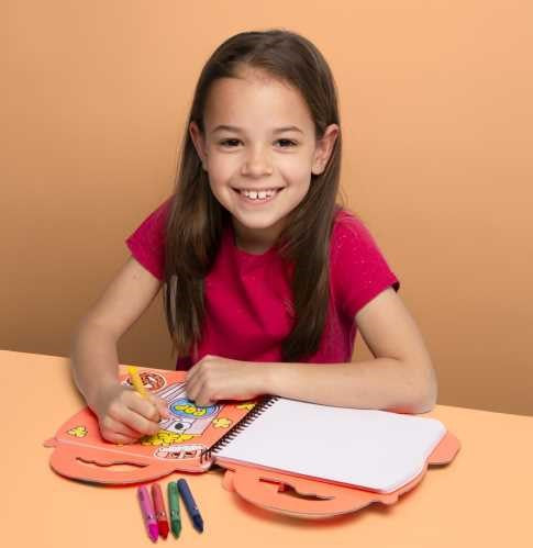 Libro con pinturas y pegatinas, Yummy - Omy