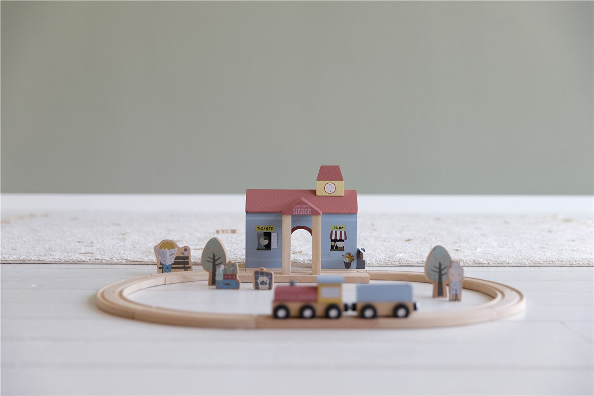 Estación de tren, sistema de trenes - Little Dutch