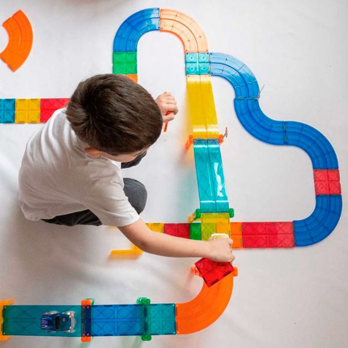 Imanix pista de coches 105 piezas - Braintoys