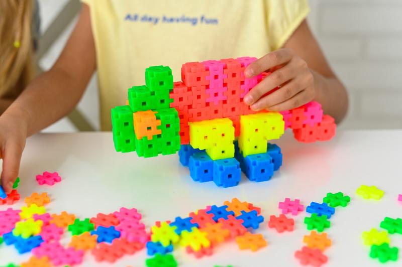 Meli Basic Neón Travel Box 500 piezas