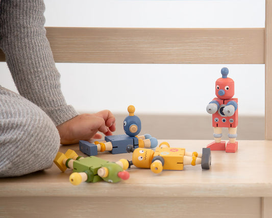 Robot articulado de madera - Kiokids