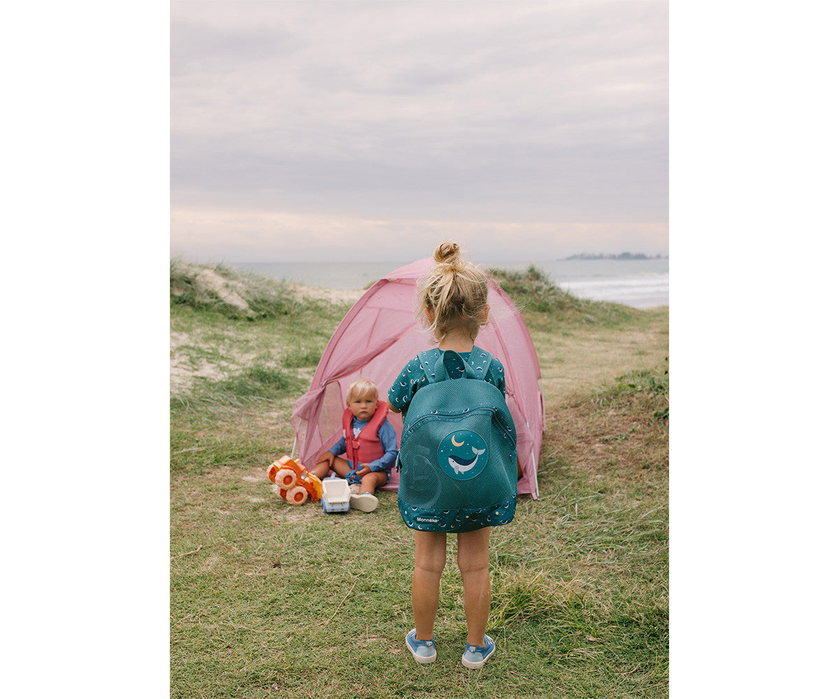 Mochila Infantil Antiarena Whale Teal - Monnëka