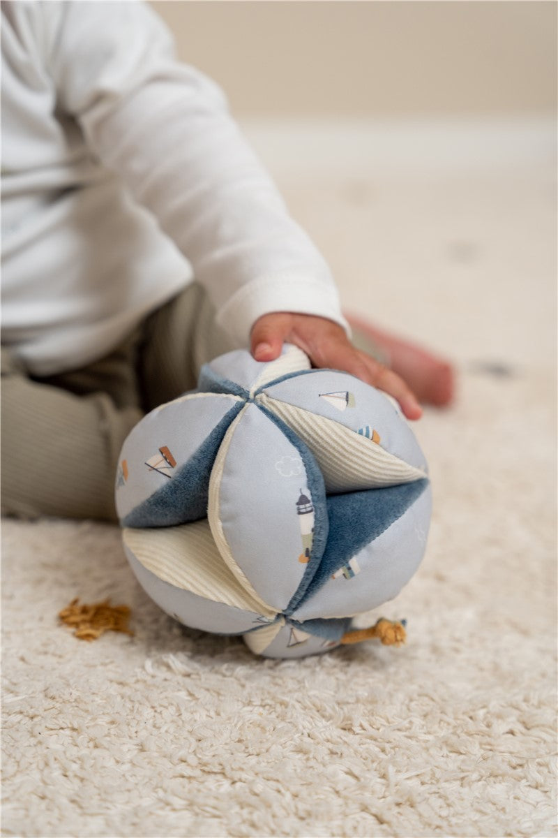 Pelota Montessori Sailors Bay - Little Dutch