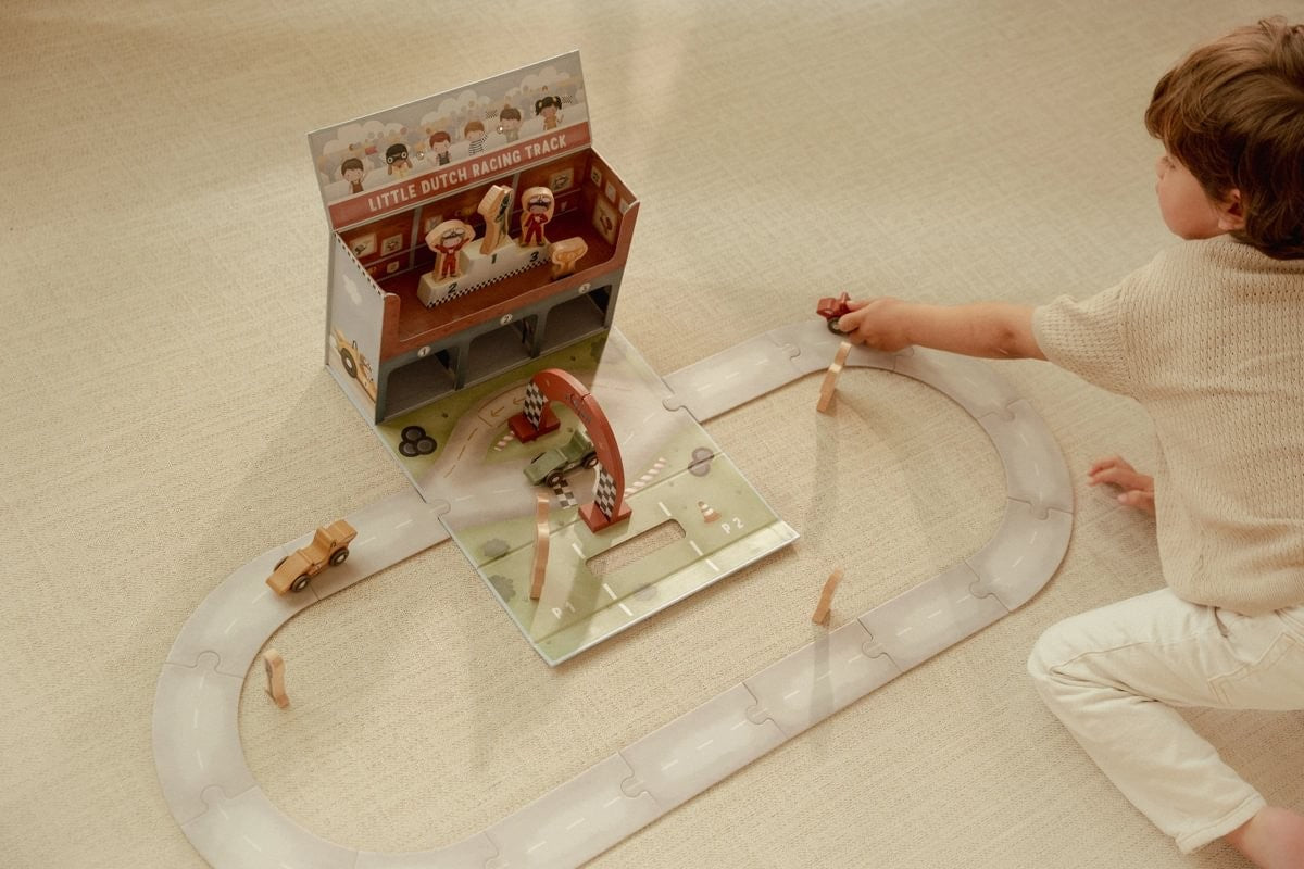 Caja de juego con pista de carreras - Little Dutch
