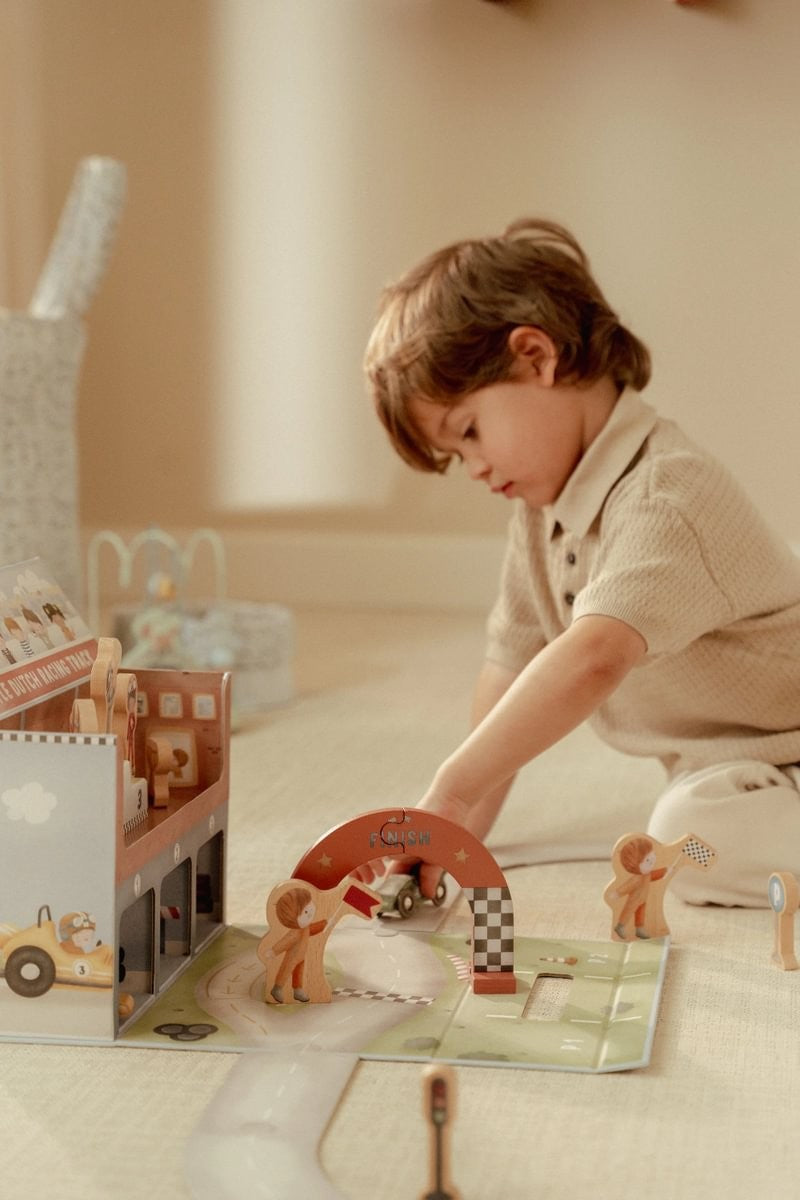 Caja de juego con pista de carreras - Little Dutch